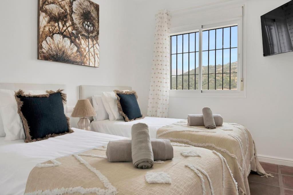 Appartamento Adosado Con Solarium Y Piscina En - Vistamar 16 Marbella